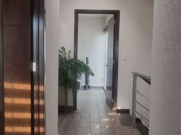 Se Vende o Renta Casa en Villa Toscana III