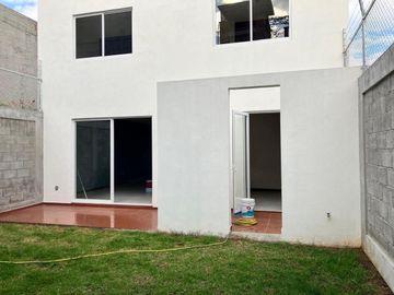 Casa NUEVA en VENTA en Defensores de Puebla, Morelia