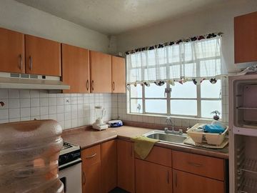 VENTA DE CASA PARA REMODELAR EN  TLAHUAC, A UNOS METROS DEL METRO LOS OLIVOS