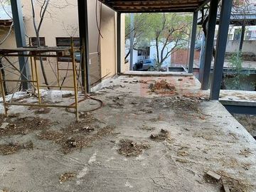 Casa EN VENTA (en obra negra)MARFIL