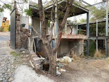 Casa EN VENTA (en obra negra)MARFIL