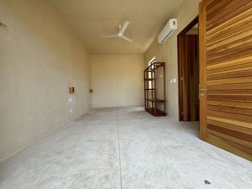 Casa en venta totalmente restaurada a 2 cuadras de la calle 60 en Mérida Yucatán