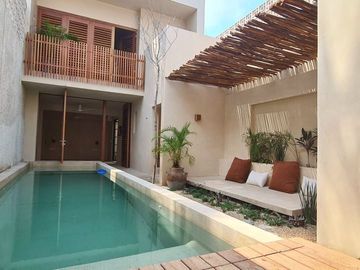 Casa en venta totalmente restaurada a 2 cuadras de la calle 60 en Mérida Yucatán