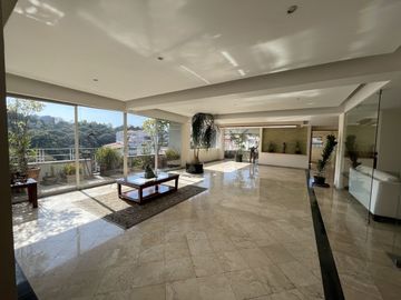 VENTA DE DEPARTAMENTO  EN LOMAS COUNTRY CLUB