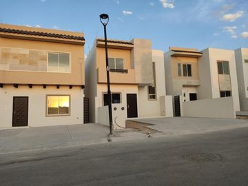 Casa en venta - Terralta