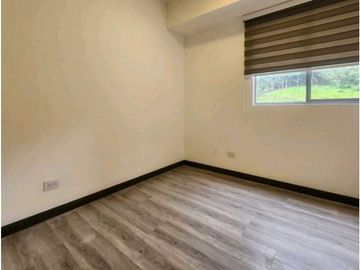 HERMOSO APARTAMENTO EN SABANETA SECTOR LAS LOMITAS UNIDAD COMPLETA