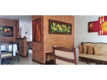 HERMOSA CASA EN SURAMERICA CERCA AL MALL PRINCIPAL UNIDAD COMPLETA