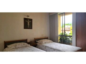 HERMOSA CASA EN SURAMERICA CERCA AL MALL PRINCIPAL UNIDAD COMPLETA