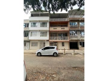 VENTA APARTAMENTOS CON TERRAZA BARRIO 20 DE JULIO