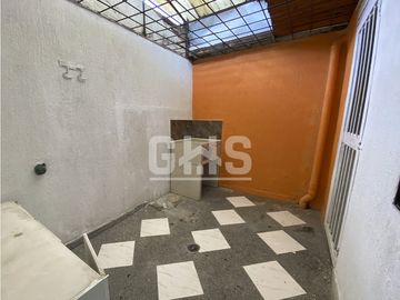 SE VENDE CASA EN BARRIO PRADO NORTE CARTAGO