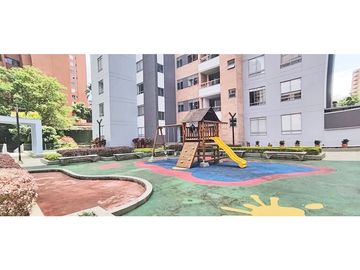 Vendo apto en perfecto estado Los Parras piso alto con buena vista
