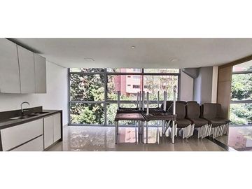 Vendo apto en perfecto estado Los Parras piso alto con buena vista