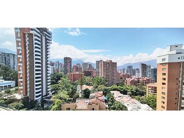 Vendo apto en perfecto estado Los Parras piso alto con buena vista
