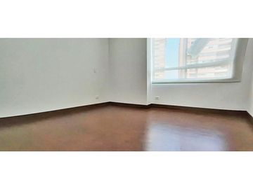 Vendo apto en perfecto estado Los Parras piso alto con buena vista