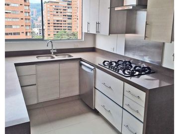 Vendo apto en perfecto estado Los Parras piso alto con buena vista