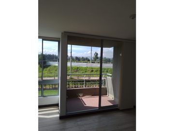 SE VENDE APARTAMENTO EN MOSQUERA
