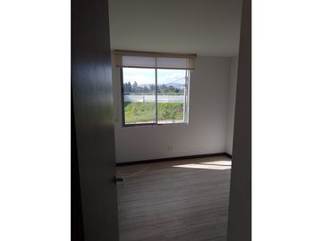 SE VENDE APARTAMENTO EN MOSQUERA