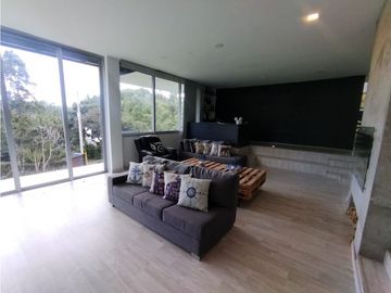 Casa en Arriendo en Alto de Palmas
