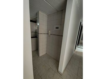 SE ARRIENDA HERMOSO APARTAMENTO CON ACABADOS MODERNOS
