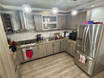 VILLA LUCRE / PASEO REAL / 3 HABITACIONES / cuarto emple / 2 NIVELES
