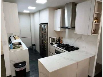 APARTAMENTO EN HATO PINTADO PH TORRES DEL REY 3REC 3B 94M2