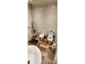 PH 2 AMB PRIMER PISO X ESCALERA MOGOTES