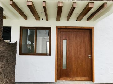 Venta casa tipo hacienda La Armenia -frente al cerro Ilaló