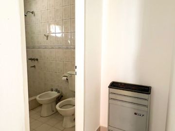 Departamento en venta de 2 dormitorios c/ cochera en Tandil