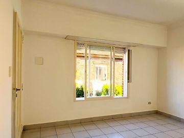 Departamento en venta de 2 dormitorios c/ cochera en Tandil