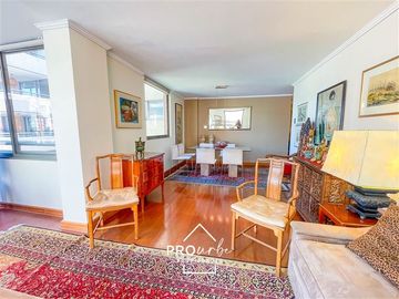 Departamento en Venta en Av.Bicentenario / Isabel Montt