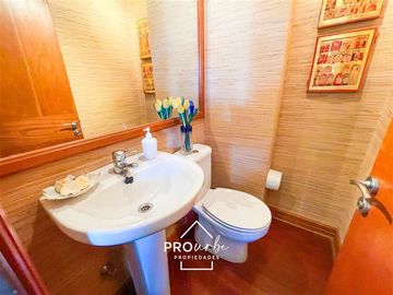 Departamento en Venta en Av.Bicentenario / Isabel Montt