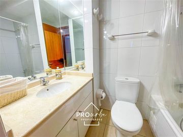 Departamento en Venta en Av.Bicentenario / Isabel Montt