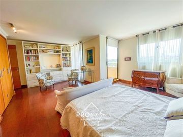 Departamento en Venta en Av.Bicentenario / Isabel Montt