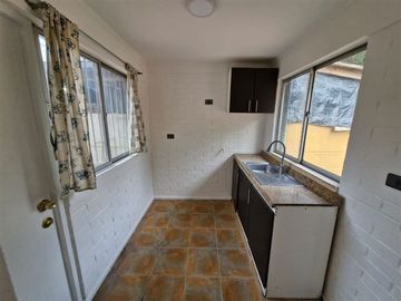 Casa en Venta en Barrio Holanda de Maipú