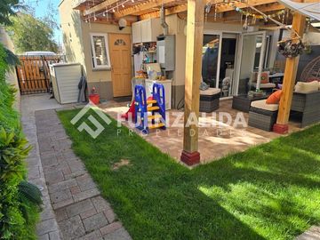 Casa en Venta en Condominio El Roble