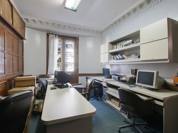 VENTA PISO-OFICINA 8 AMB URUGUAY Y CBA APTO CREDIT