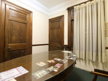 VENTA PISO-OFICINA 8 AMB URUGUAY Y CBA APTO CREDIT