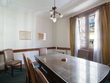 VENTA PISO-OFICINA 8 AMB URUGUAY Y CBA APTO CREDIT