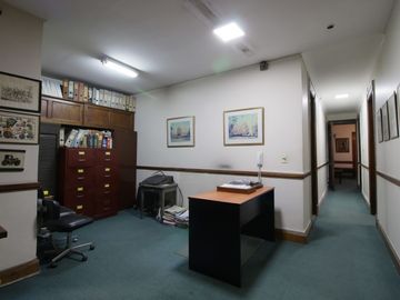VENTA PISO-OFICINA 8 AMB URUGUAY Y CBA APTO CREDIT