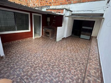VENTA DE CASA LA AMERICA, MEDELLIN