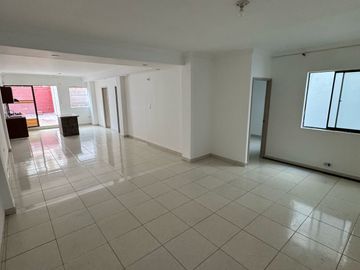 VENTA DE CASA LA AMERICA, MEDELLIN
