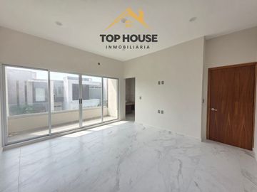 Casa en Residencial Las Palmas, Veracruz