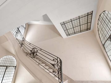 Espectacular loft en edificio a estrenar sobre Plaza Vicente López. Financiación directa