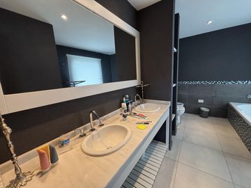 Casa en  Venta y Alquiler Los Lagos Nordelta