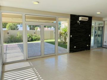 Casa - Plottier
