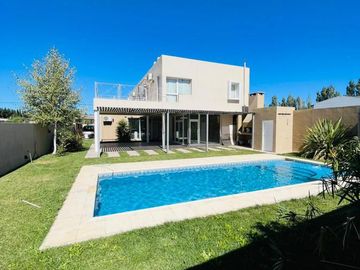 Casa - Plottier