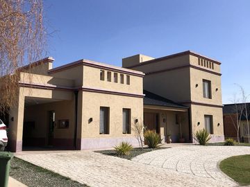 Casa - Confluencia
