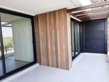 Venta Departamento 3 ambientes  en Vilago barrio Puerto Escondido Nordelta Rio a estrenar