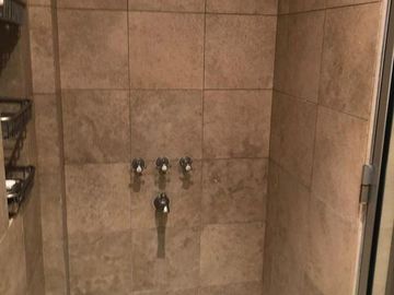 Venta casa 4 dormitorios Country Grand Bel, 3 baños, 2 cocheras, pileta