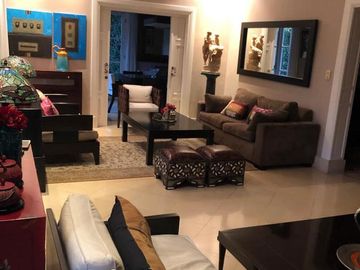 Venta casa 4 dormitorios Country Grand Bel, 3 baños, 2 cocheras, pileta